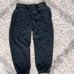 Athletic Works XS (4-5) black sweatpants with pockets